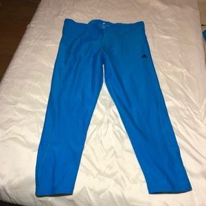 Adidas climalite women’s (m) Capri cropped legging